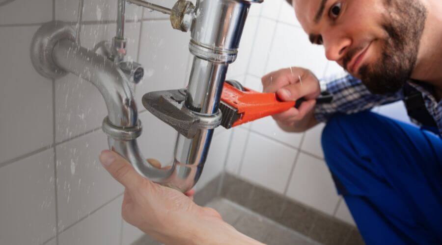 Professional same day plumber services in Clearbrook, MN
